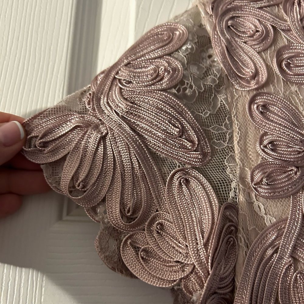 JS Collections Lavender Lace Dress - Picture 6 of 13